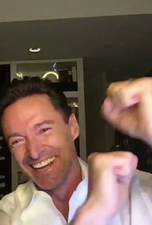 مارك روفالو يفوز بايمي 