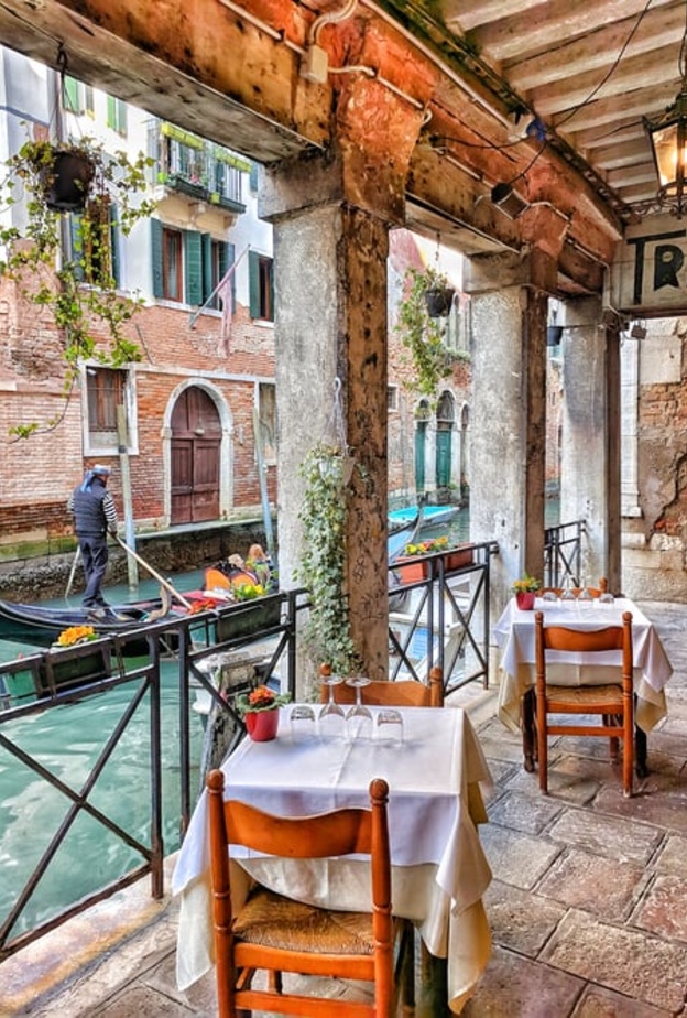 بمناسبة يوم السياحة العالمي ما بعد الجائحة السفر يمرض ولا يموت 