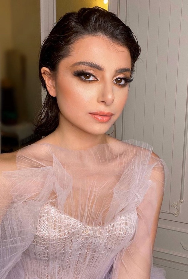 طريقة وضع مكياج خريفي من وحي احدث إطلالات ماريتا الحلاني