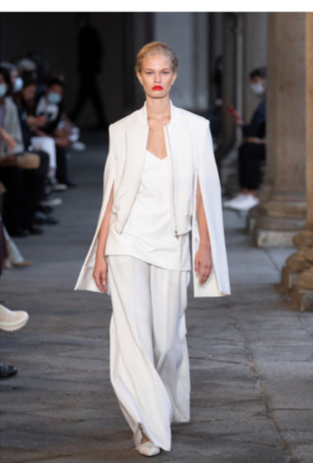 إطلاق مجموعة Max Mara لموسم ربيع وصيف 2021