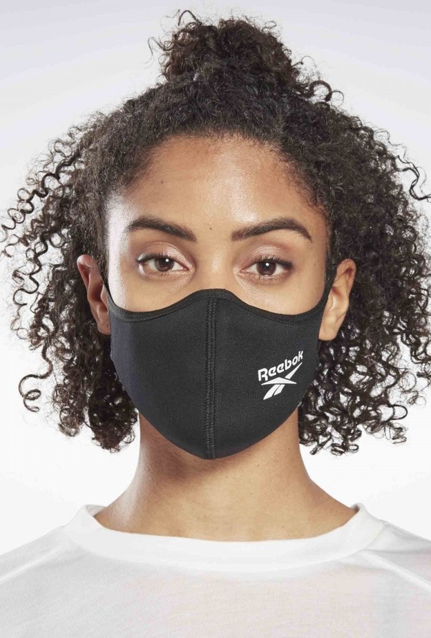 تشكيلة جديدة من كمامات الوجه الرياضية من Reebok بالسعودية