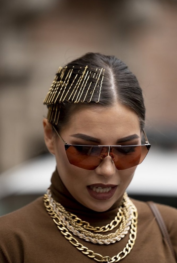  اكسسوارات شعر الدبابيس الجانبية من شوارع ميلانو