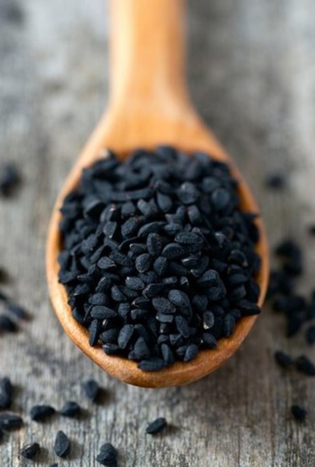 فوائد الحبة السوداء لمرضى البواسير