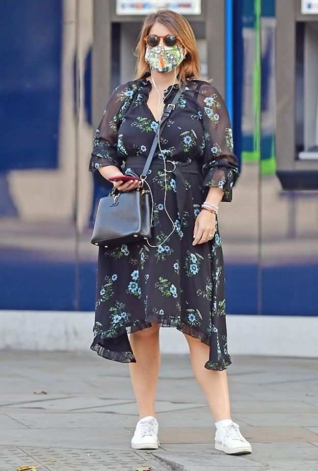 الأميرة يوجين حامل بطلفها الأول