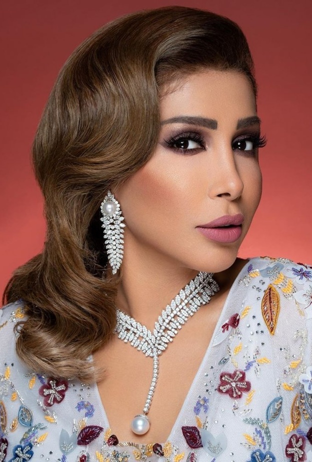 تسريحات شعر عصرية تناسب المرأة الاربعينية مستوحاة من اروى