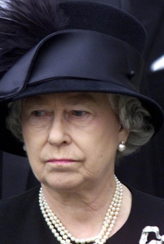  برقية عزاء الملكة إليزابيث الثانية في أمير الكويت الراحل