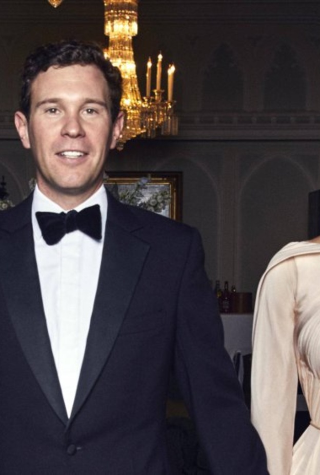 الأميرة يوجين أول طفل ملكي بريطاني تجري له مراسم تعميد علنية