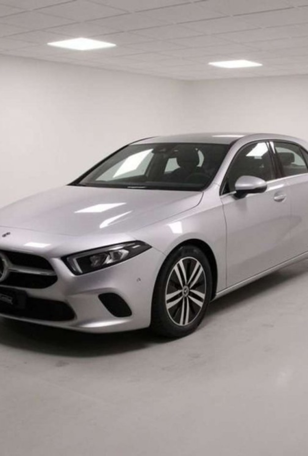 مرسيدس تطلق عدة نسخ من E-class