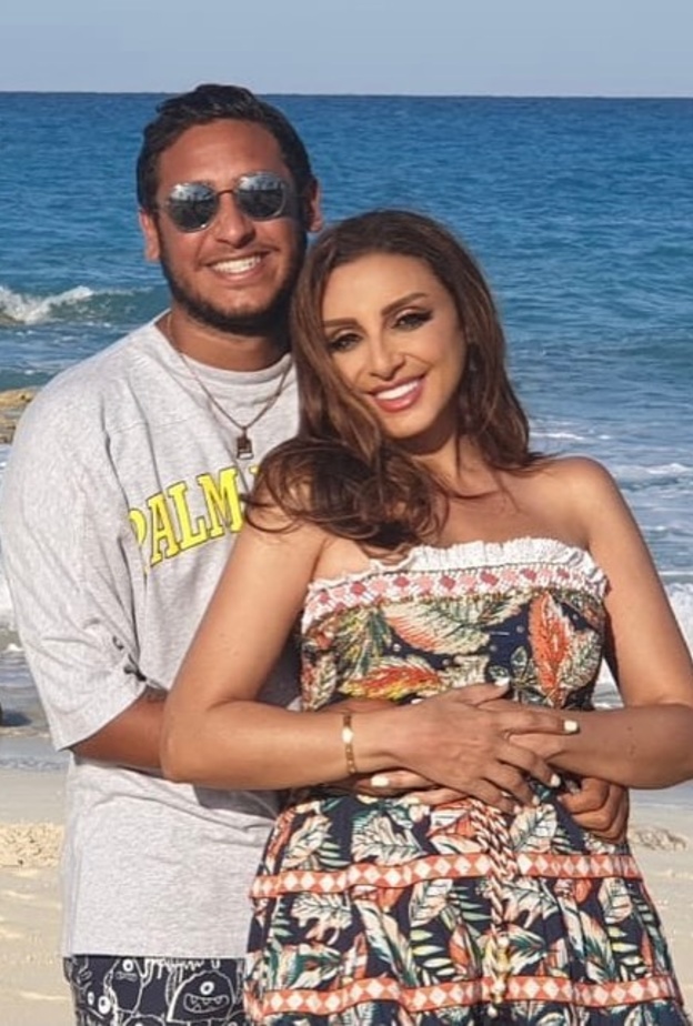 أنغام ونجلها عمر