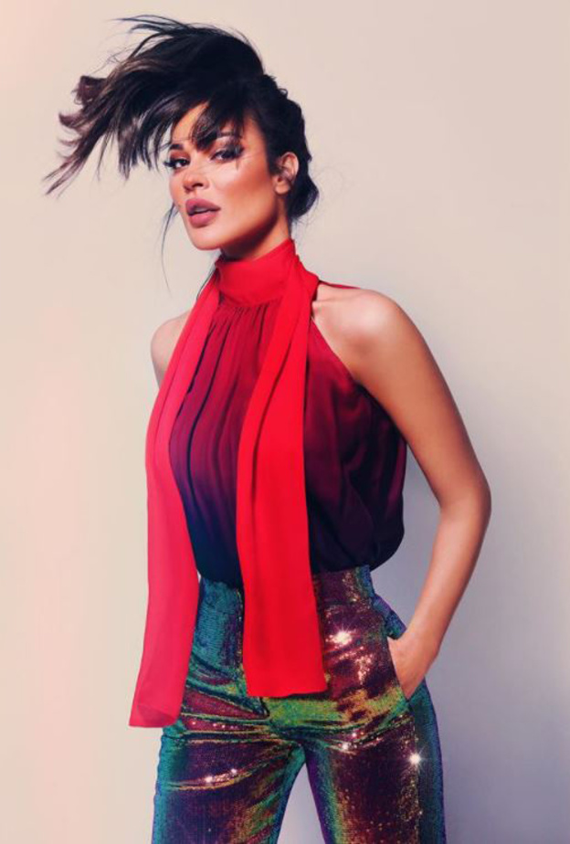  صور إطلالة نادين نجيم في احدث ظهور لها بلوك عصري مبهر