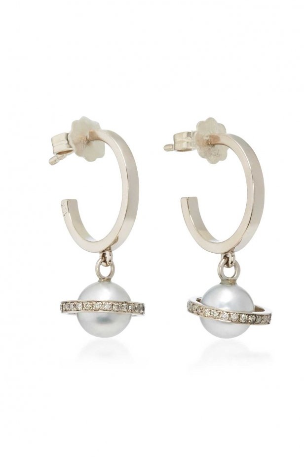 أقراط لؤلؤ ناعمة