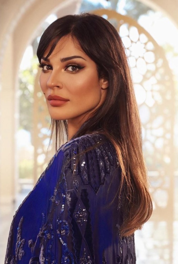 رسمات آيلاينر خريف 2020 بارزة بأسلوب نادين نجيم