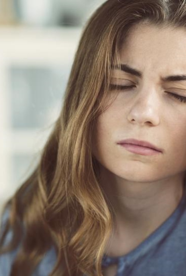 اسباب الصداع النصفي الايسر عند الاستيقاظ من النوم