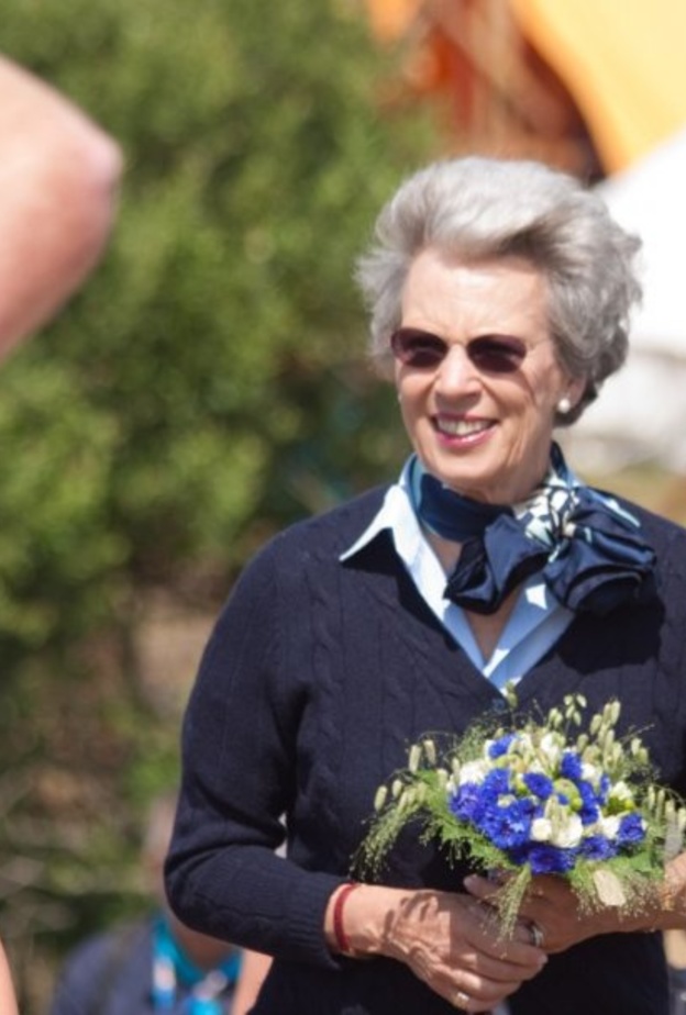 الأميرة بنديكت تتحدث عن حبها للموضة في مقابلة صحفية جديدة