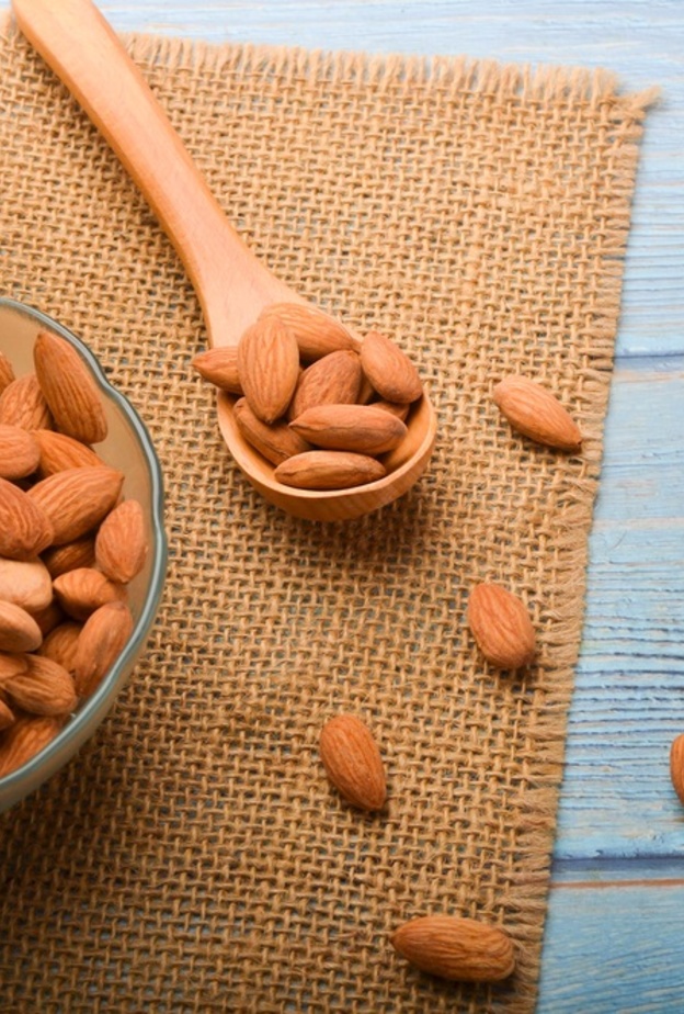 فوائد اللوز الكنز الطبيعي والصحي