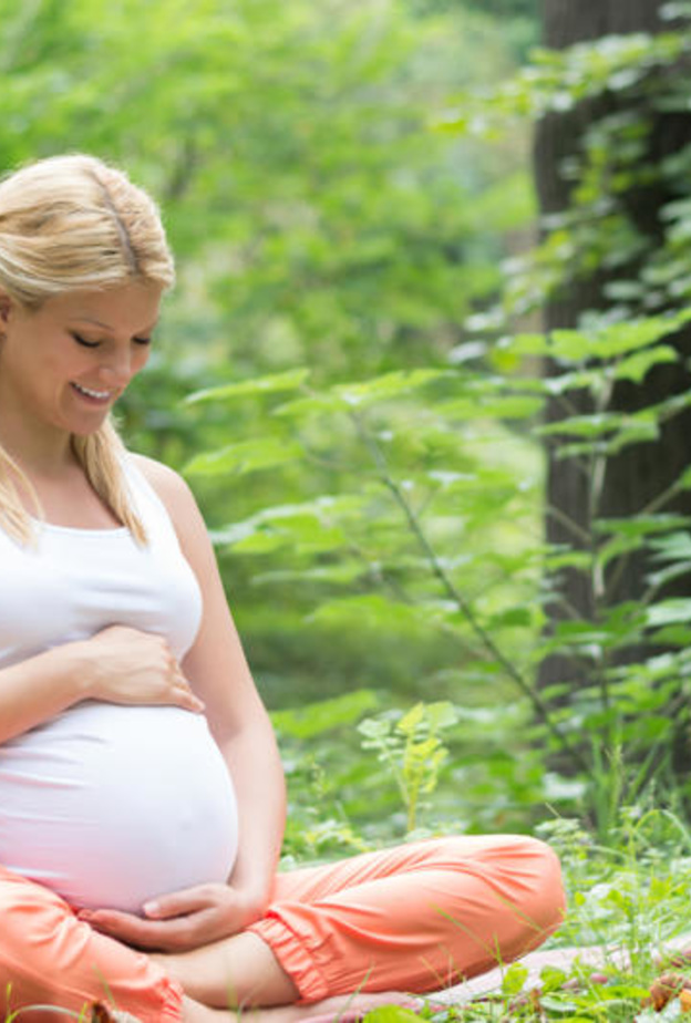 فوائد زيت السمسم للحامل إحتوائه على عناصر مهمة لفترة الحمل
