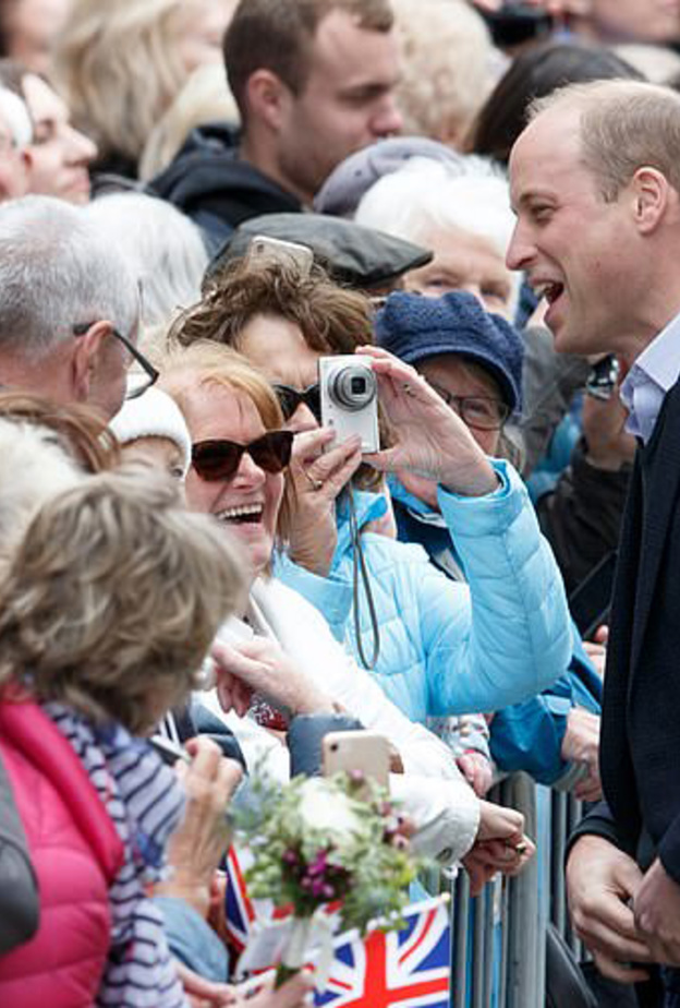 الأمير وليام يستعد ليحل محل الأمير هاري في دور أمير الشعب