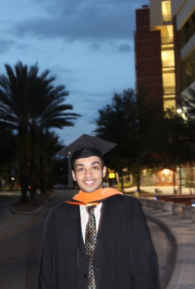 المبتعث السعودي حسين باعقيل 