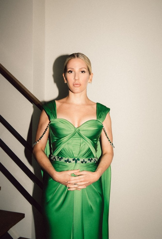 تعاون يجمع بين دار الأزياء _رالف أند روسو_ وشركة _جيم فيلدز_ لتصميم فستان راقٍ لحفل جوائز GREEN CARPET FASHION AWARDS