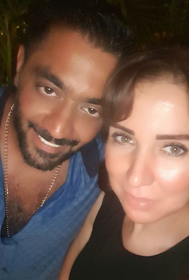 أحمد فلوكس وزوجته