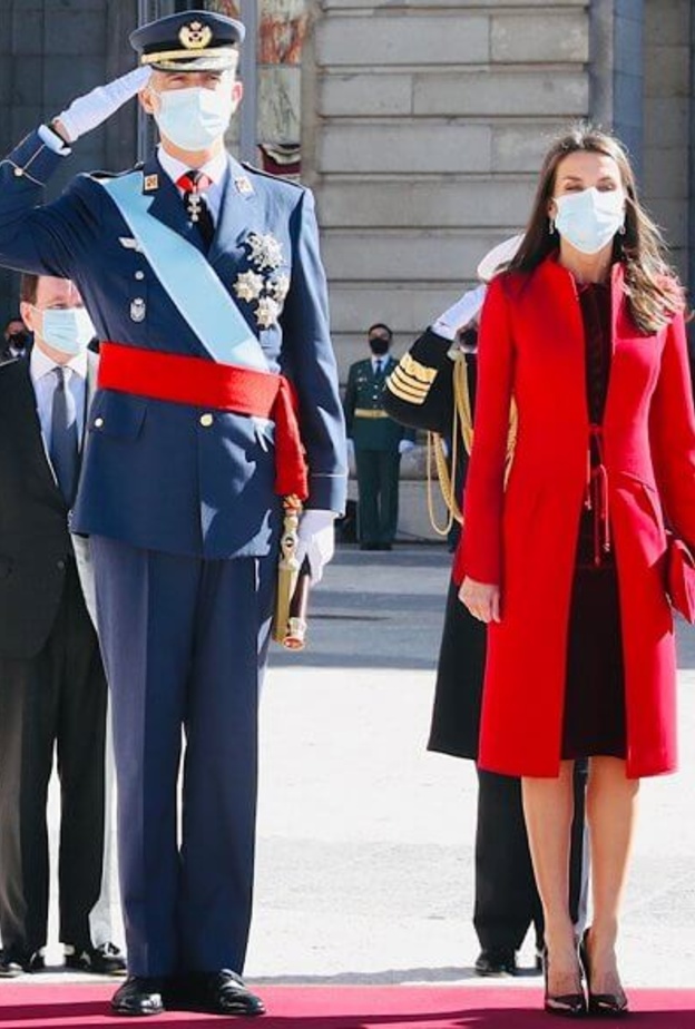 العائلة المالكة في إسبانيا تحتفل باليوم الوطني لعام 2020