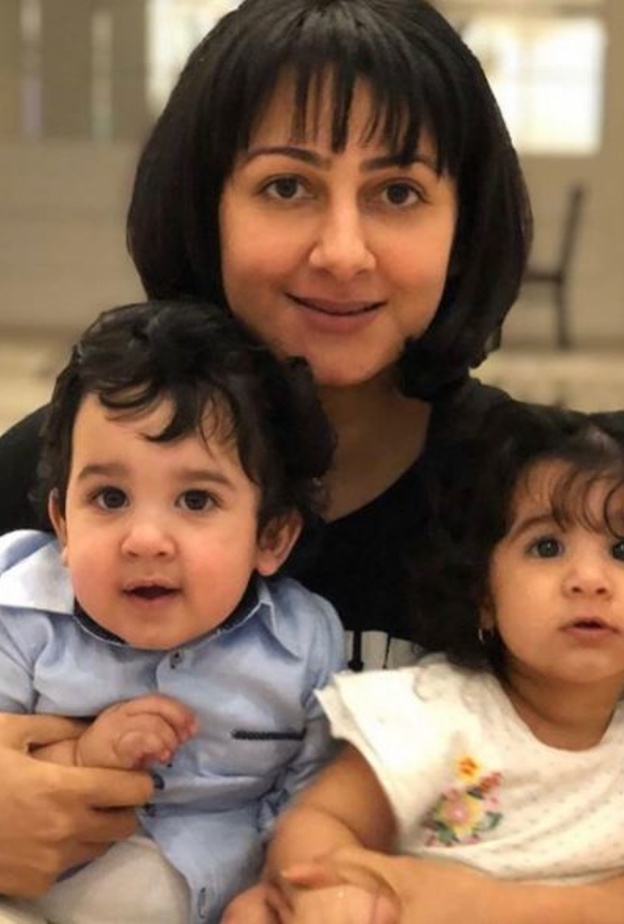 هيفاء حسين وتوأمها