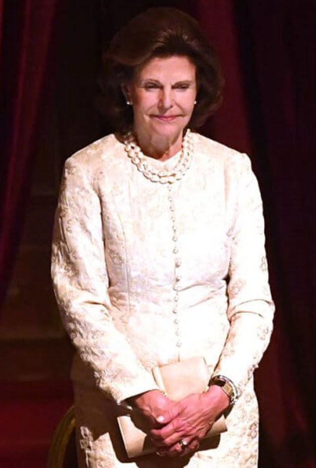 ملك وملكة السويد يشاهدان أحدث عروض دار الأوبرا الملكية