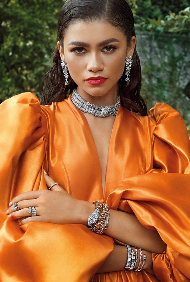 النجمة زندايا في حملة ماي تروبو MAI TROPPO من دار بولغري