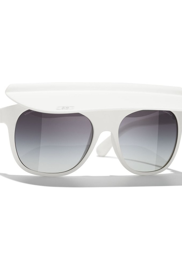 CHANEL تكشف عن أول منصة للتجارة الإلكترونية للنظارات الشمسية في أوروبا