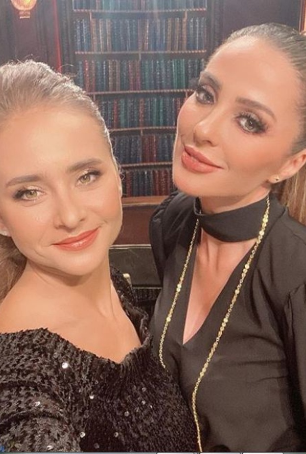 نيللي كريم ووفاء الكيلاني في برنامج السيرة