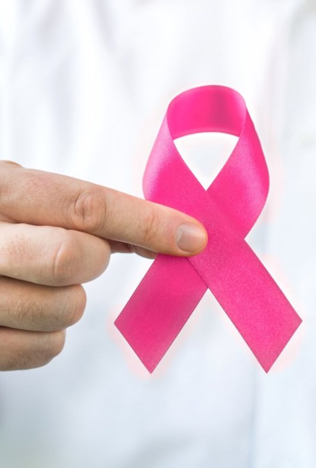 ما العلاقة بين امراض اللثة وسرطان الثدي