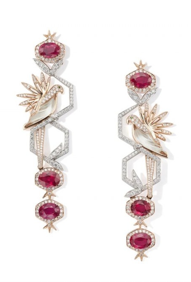 ‎احدث موديلات اقراط شاندلير بأحجار الياقوت الوردي من Boodles