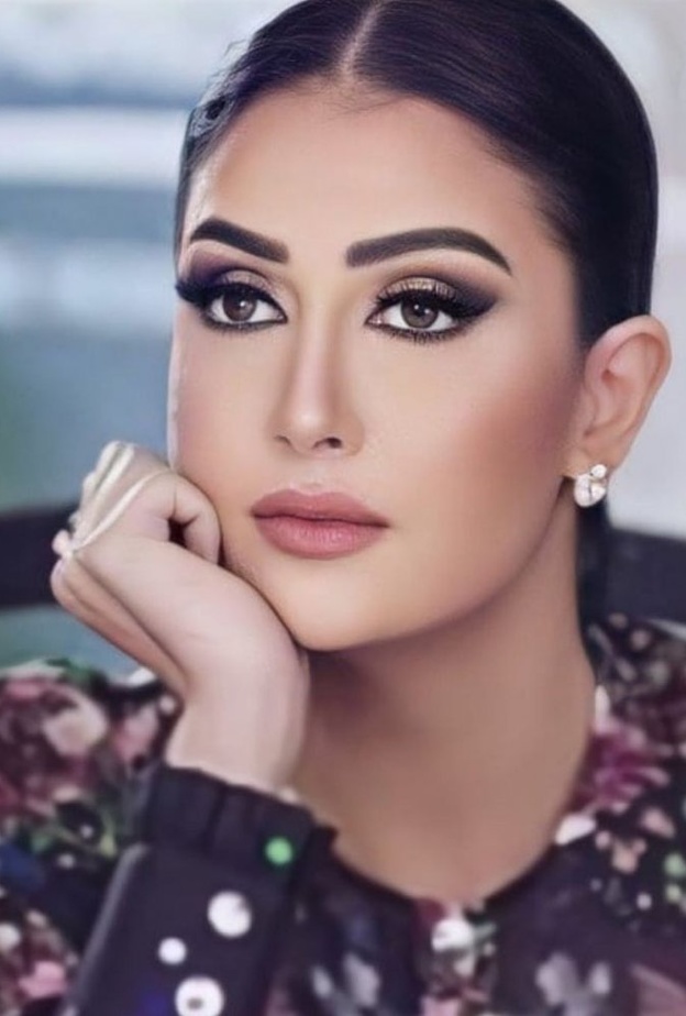  عمليات تجميل غادة عبد الرازق والتغيير الواضح في ملامحها