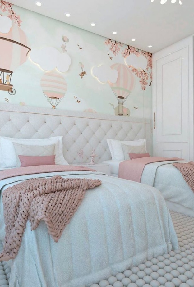 السرائر المتوازية في غرف الأطفال المربعة