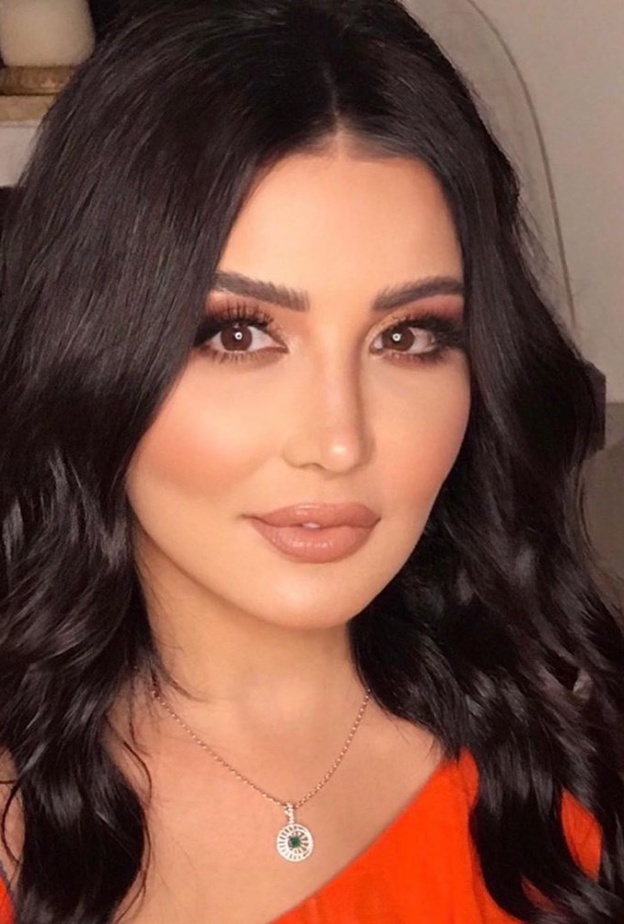 صور مكياج جيهان عبد العظيم في احدث إطلالة لها 