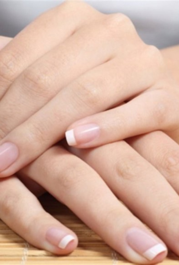  ترطيب الأظافر يساعد على تحسين وضعها أثناء العلاج الكيميائي