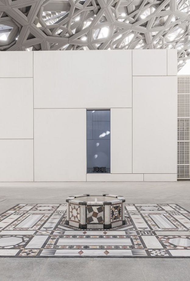 اللوفر أبوظبي قدم العديد من المبادرات الافتراضية لإضفاء السعادة على أفراد المجتمع 