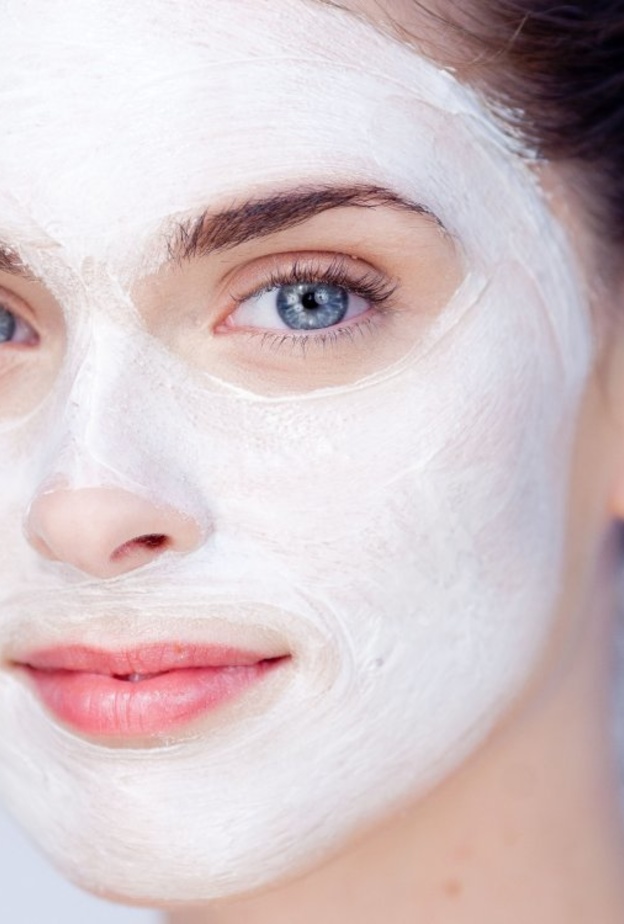 ماسكات طبيعية تجعل بشرتك نضرة