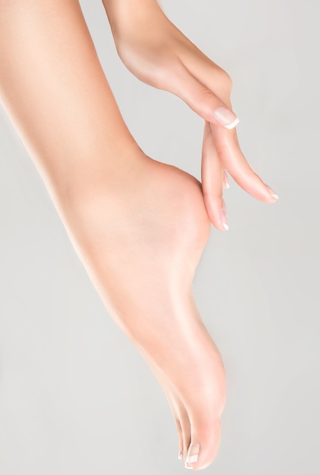  خلطات طبيعية من الفازلين امنة وفعالة لعلاج تشقق القدمين في اسرع وقت