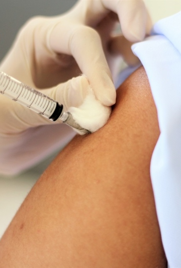 اهمية لقاح  الانفلونزا الموسمية في ظل جائحة كوفيد-19