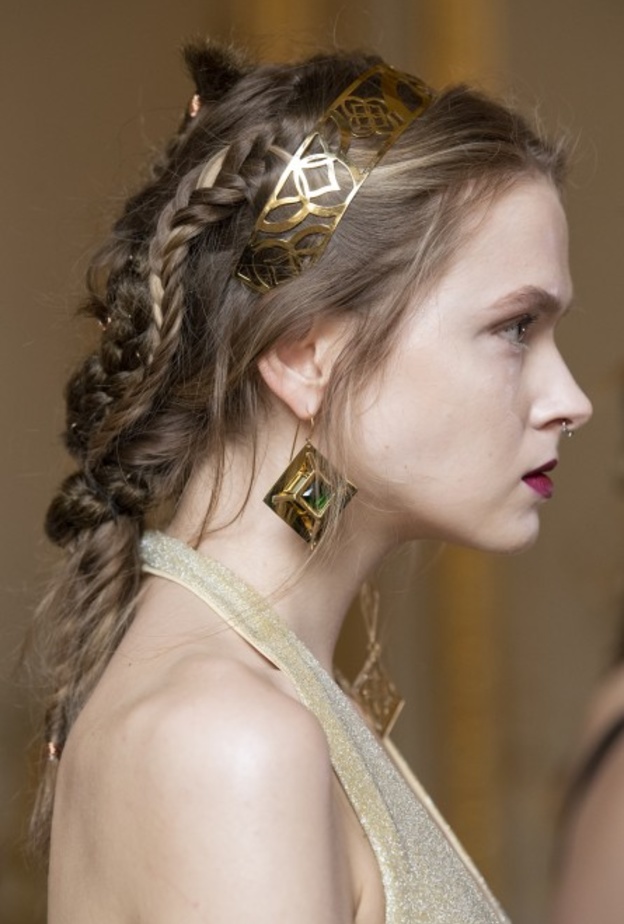 احدث صيحات تسريحات الضفائر العشوائية من Flying Solo