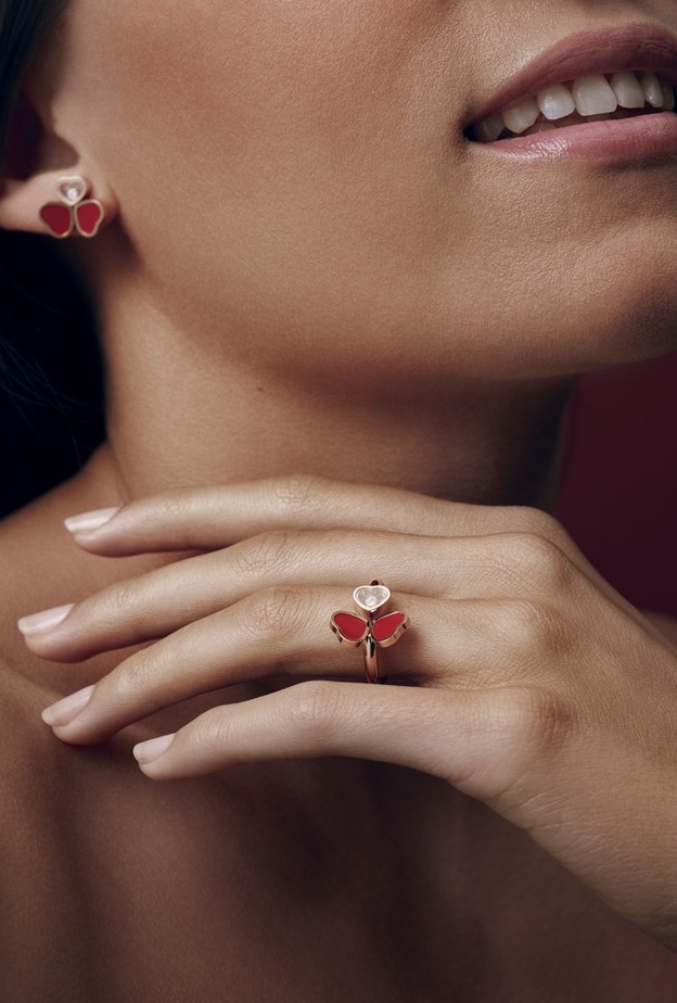 مجوهراتHappy Hearts Wings من Chopard.. أثر الفراشة