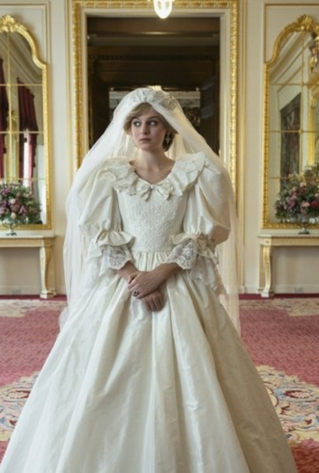 إيما كورين: أحب نبرة صوت الأميرة ديانا فهي تجعل كل ما تقوله يبدو حزينًا