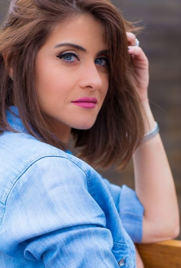  تطبيق مكياج على طريقة هيدي كرم،