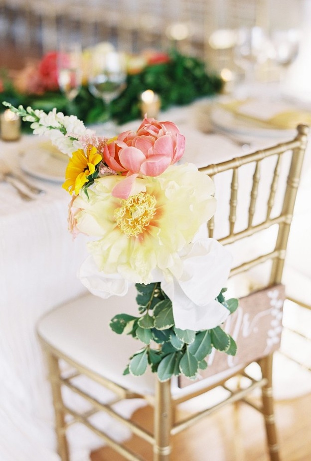  أزهار الفاوانيا كانت ولا تزال ضيف رئيسي في الكثير من حفلات الزفاف