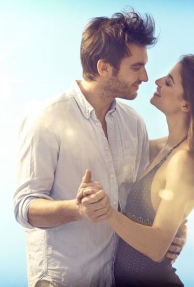 ما هي علامات تحول الصداقة الي حب عند الرجل