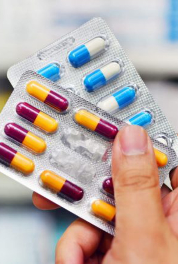  أدوية تستخدمها النساء تزيد خطر الإصابة بسرطان الثدي