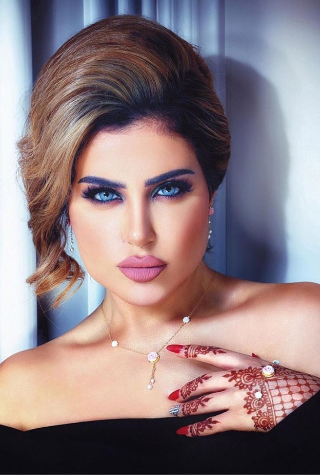 حليمة بولند