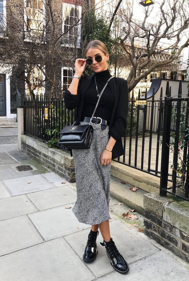 تنسيقات خريفية ناعمة مع أحذية الربطات موضة هذا الموسم