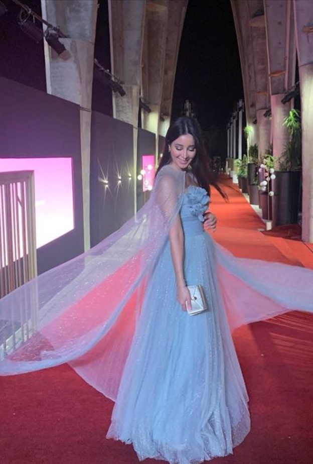  صور اطلالات أسيل عمران مثال الأناقة والعصرية في مهرجان الجونة السينمائي